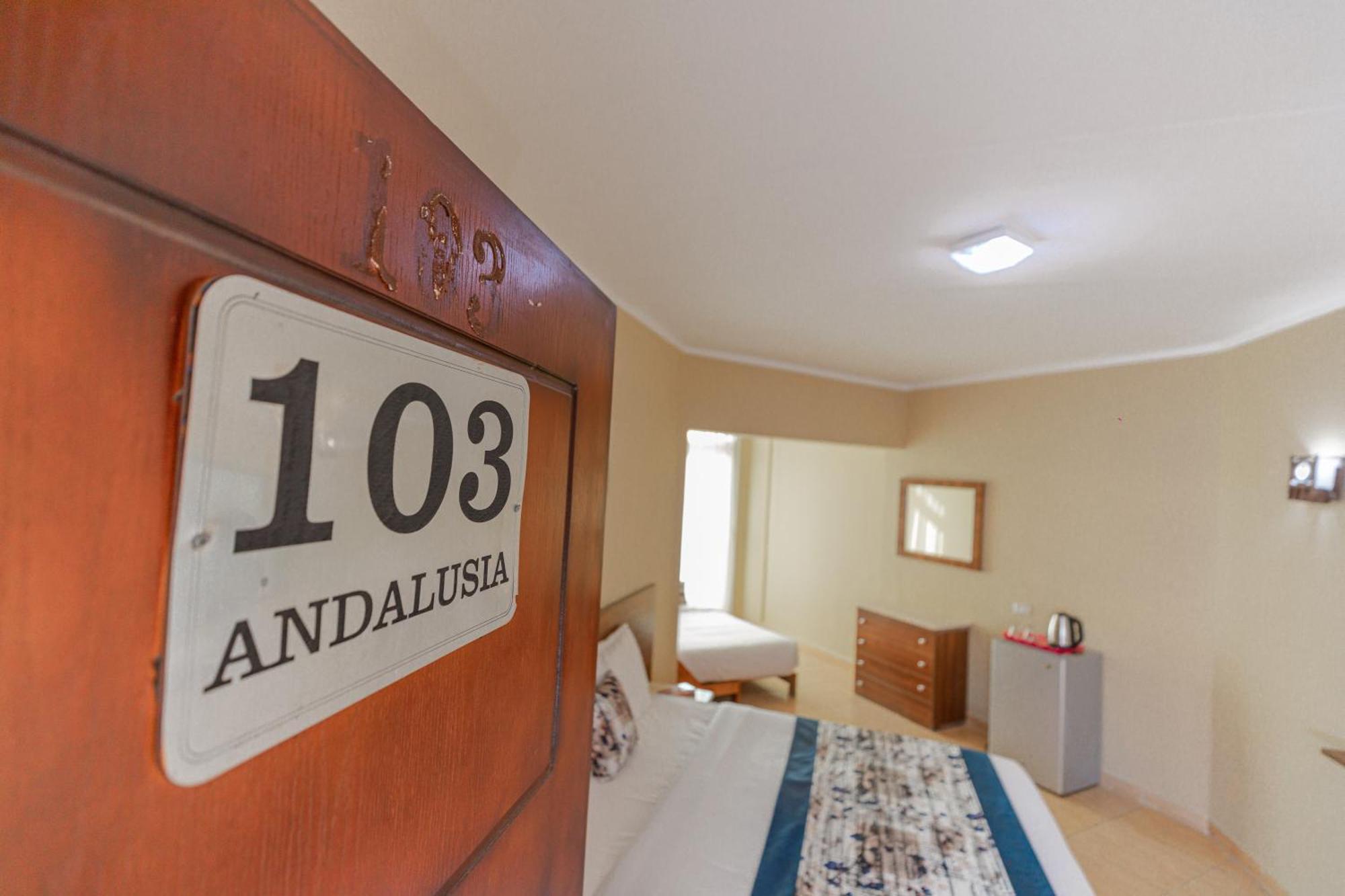 Andalusia Blue Beach Hurghada Exterior photo