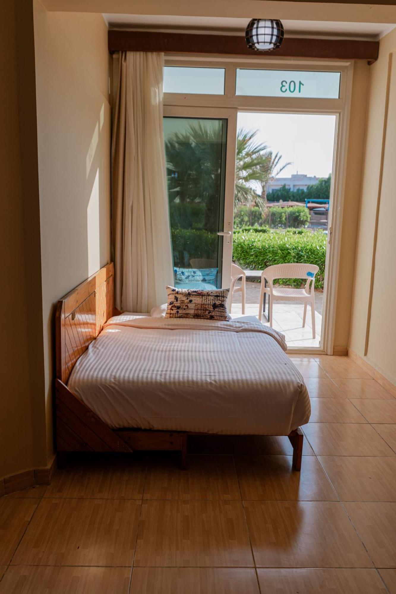 Andalusia Blue Beach Hurghada Exterior photo